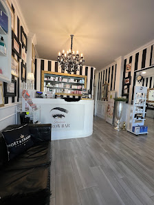 Immagine Stephanie brow bar 1