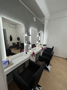 Immagine Afrodite centro estetico e parrucchiera 2