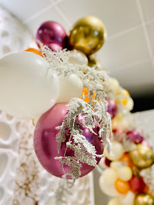 Immagine REVEAL SAS DI CATOZZI LAURA 1