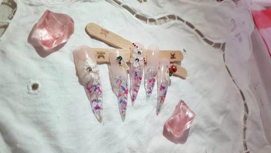 Immagine HALLO PANDA CENTRO ESTETICO Nail 1