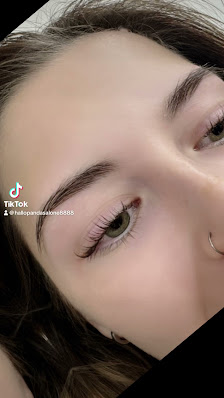 Immagine HALLO PANDA CENTRO ESTETICO Nail 4