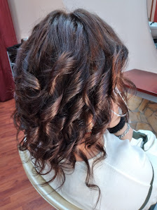 Immagine COLPI DI SPAZZOLA (parrucchiere - centro estetico) Uomo Donna 1