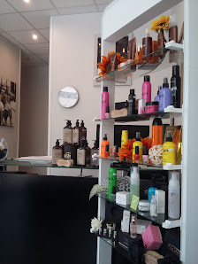 Immagine PAGNI ACCONCIATURA ESTETICA BENESSERE 1