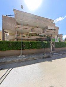 Immagine CLINIQUE VISAGE, Dott. Umberto Tozzi e Soci. Medicina e Chirurgia Estetica, Maxillo-Facciale e Odontoiatria 5