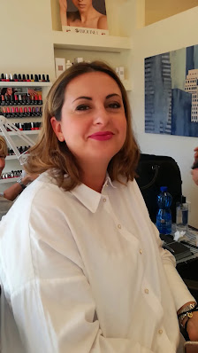 Immagine L' Araba Fenice Bellezza E Benessere Di Esposito Iolanda 3