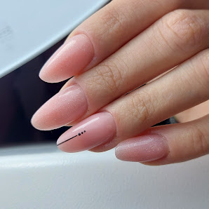 Immagine l'amarti nails and beauty 3