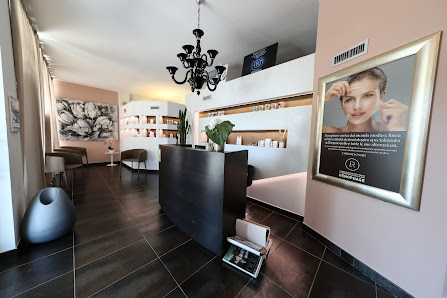 Immagine Estetica Benessere La Panacea (chiuso DEFINITIVAMENTE nel Centro Commerciale Esp , solo via Cilla) 2