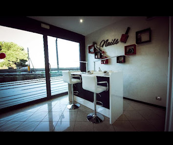 Immagine Time To Beauty - Hair & Nails 1