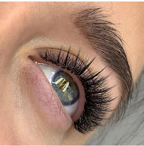 Immagine Massaggio Linfodrenate e Drenante, Extension -Laminazione ciglia, BB Glow, Kissum, HyaluronPen, 3