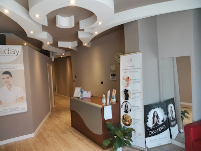 Immagine Estetica Lo Specchio 3