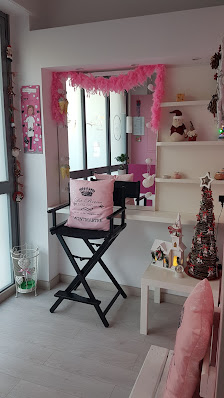 Immagine Glitter beauty center 4