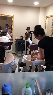 Immagine Madame Jeunesse Parrucchieri Estetica Massaggi 3