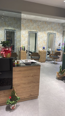 Immagine Star Look Di Mary Parrucchiera ed Estetista Vibo Valentia 1