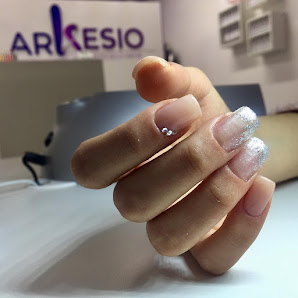 Immagine Arkesio | L'architetto delle unghie 5