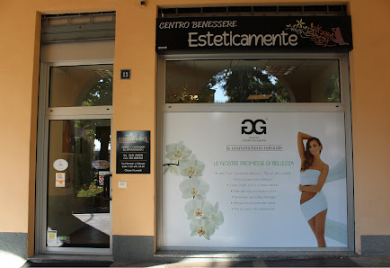 Immagine Esteticamente di Debora Amori 2