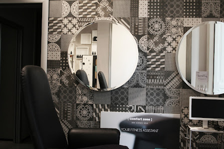 Immagine Dorsi Hairestetique - Cavour | Parrucchiere e centro estetico Varese 1