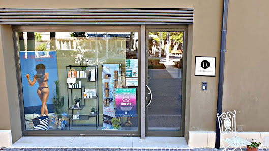 Immagine Les Dames Clinique 1