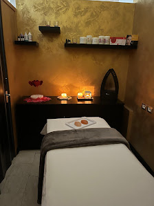 Immagine L' elisir della bellezza Di Delvecchio Tatiana 2