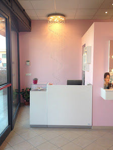 Immagine Fashion Nails - Ricostruzione Unghie 2