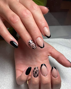 Immagine PETALI DI ROSA di Rosa Calabrese 2