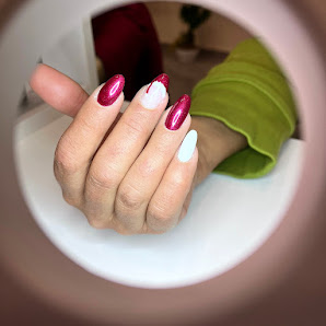 Immagine PROFILO ESTETIKA 2