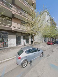 Immagine GIGANTE ISTITUTO DI BELLEZZA 2