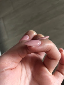 Immagine Queen's Nails 1