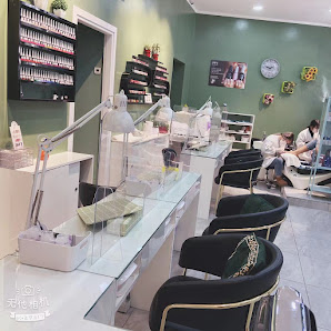 Immagine Queen Nail 2 1