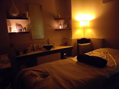 Immagine Reve Zone di Valenza Francesca - Centro Estetico, Benessere e Abbronzatura 2