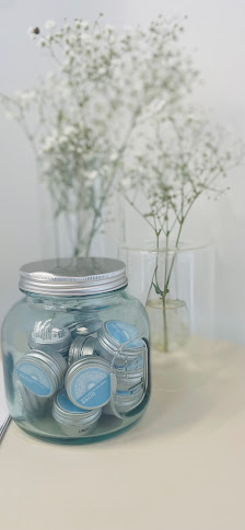 Immagine blu estetica 2