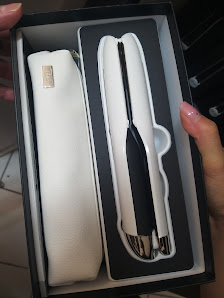 Immagine forniture per estetiste e parrucchieri 1