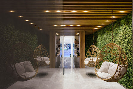 Immagine La Silhouette - Bellezza e Benessere 1