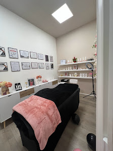 Immagine Maria teresa napoleone permanent make up & beauty 1