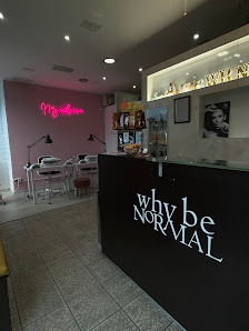 Immagine Why Be Normal Estetica & Solarium 2