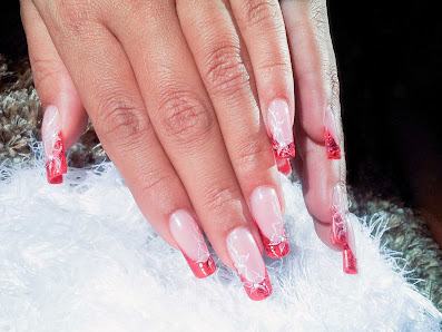 Immagine Titti Nails srls Tiziana Preta Ricostruzione Unghie Cagliari 3