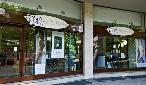Immagine Oops - Centro estetico e Acconciature 2
