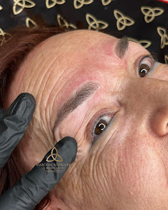 Immagine Marcella microblading Roma e Vibo Val. 1