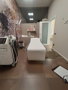 Immagine Easy | nails & beauty - di Cuozzo Teresa 2