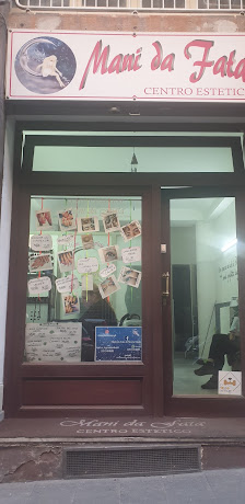 Immagine Mani da Fata ( centro estetico napoli) 3
