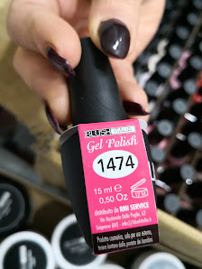 Immagine PURA BELLEZZA centro estetico forniture Estetiste e parrucchieri 2