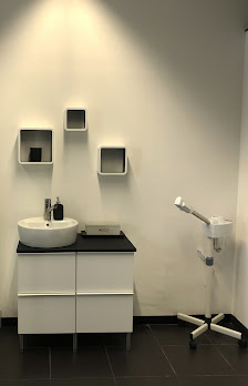 Immagine ANNA RAGGI - CONSULENTE DI BELLEZZA - ESTETISTA 4