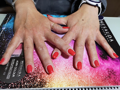 Immagine Rosa Nails - Centro Ricostruzione Unghie 1