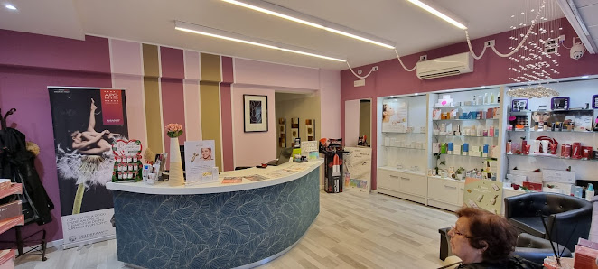 Immagine Centro estetico Farmaflorence - Epilazione laser - Trattamenti viso fili di collagene - Microblading 5