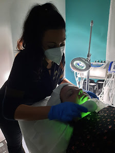 Immagine First Class - Bellezza in prima linea 2