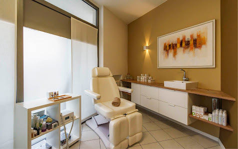 Immagine Massage & Cosmetic by Iris 3