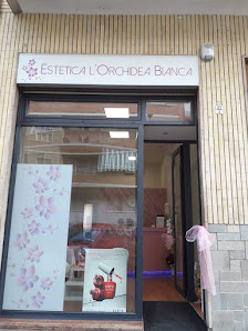 Immagine L'estetica L'orchidea Bianca 2