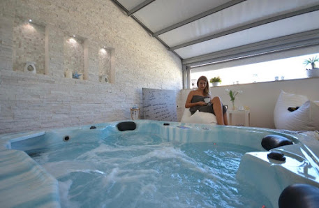 Immagine VITA acconciature estetica e benessere 2