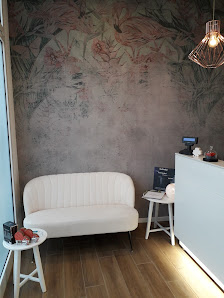 Immagine LORE' Unisex Beauty Lounge 1