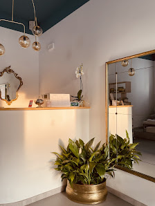 Immagine Beauty Mirror di Mirian Romano 1