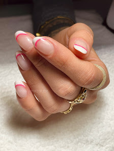 Immagine Beauty Mirror di Mirian Romano 3